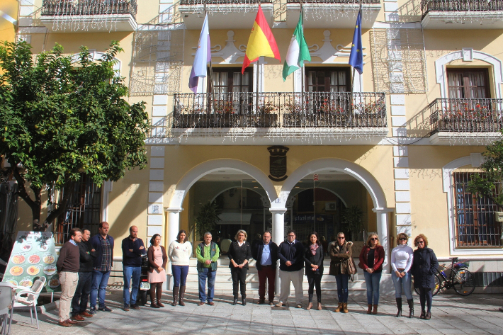 Almuñécar guardará un minuto silencio hoy lunes a las 12 por la mujer asesinada en Fuengirola